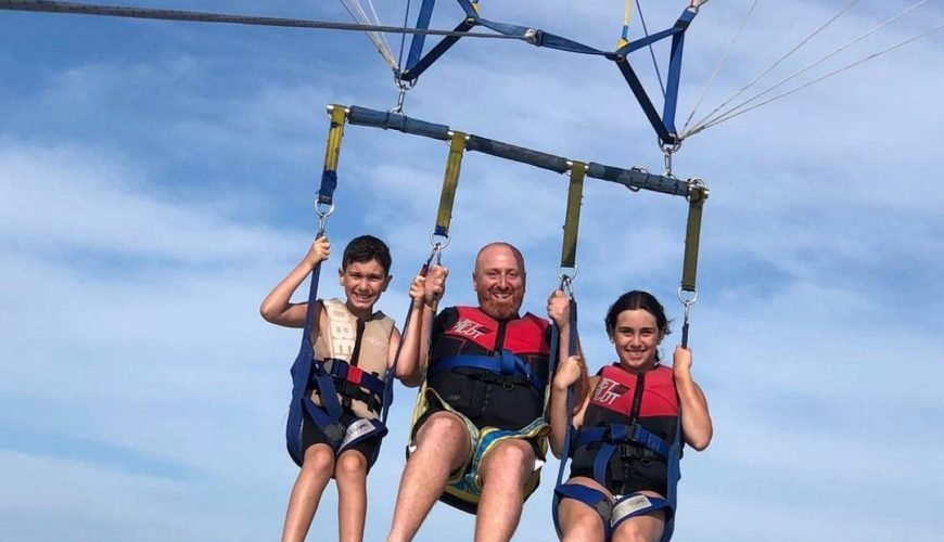 Parasailing & Paragliding in Fiji