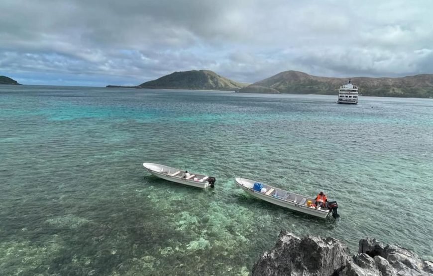 Sawa-I-Lau Caves (Yasawa Islands) Tour Fiji